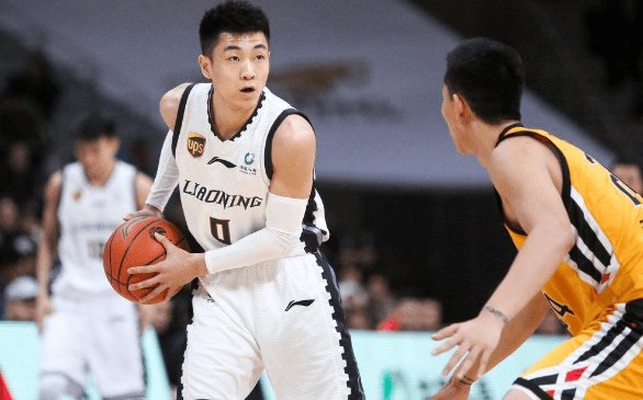 集结日辽宁本钢调整名单以备全明星赛，绝杀压哨环节打磨，质疑声仍在，临场指挥获称赞的简单介绍